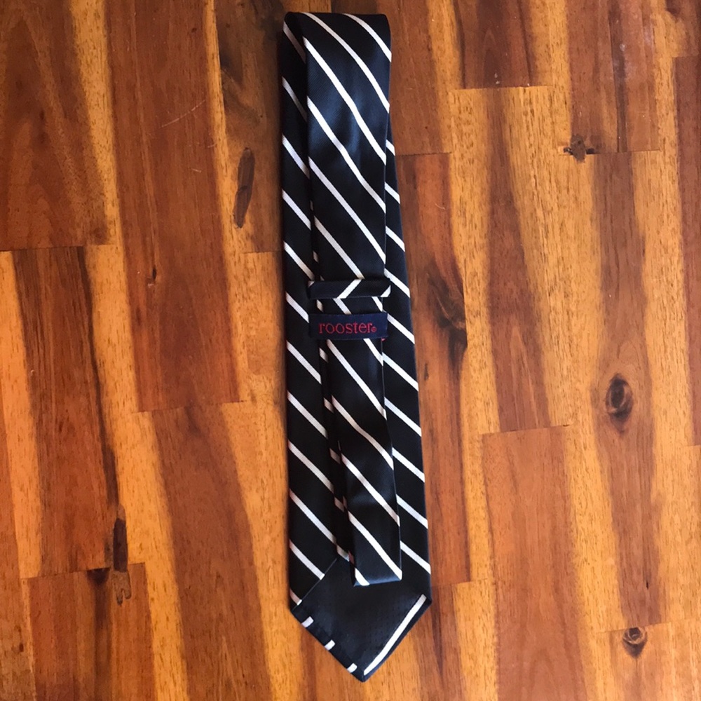 Rooster Tie - Picture 2 of 4